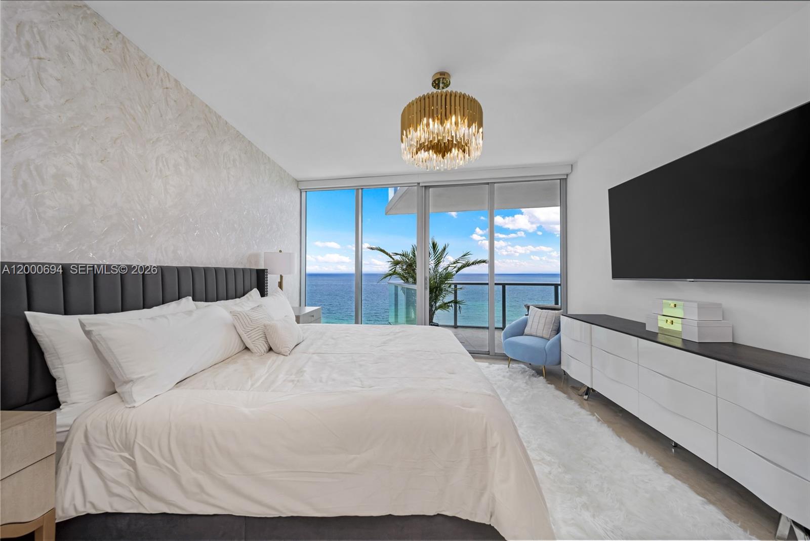 17001 Collins Ave # 1807