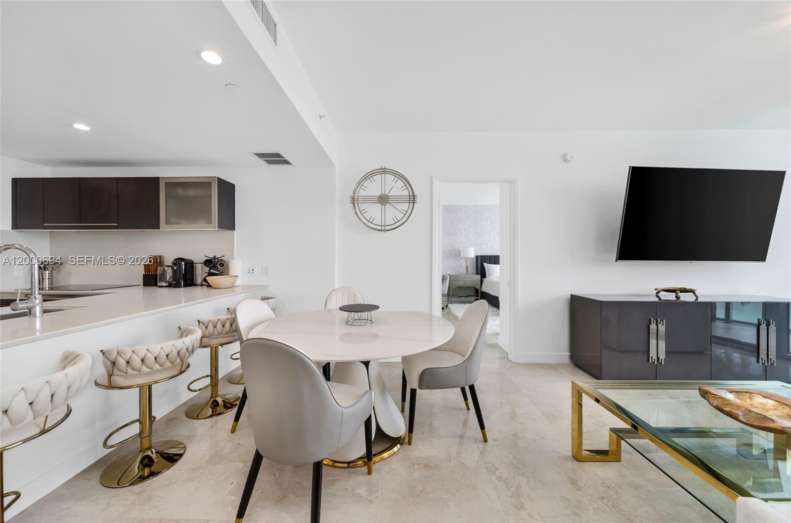 17001 Collins Ave # 1807