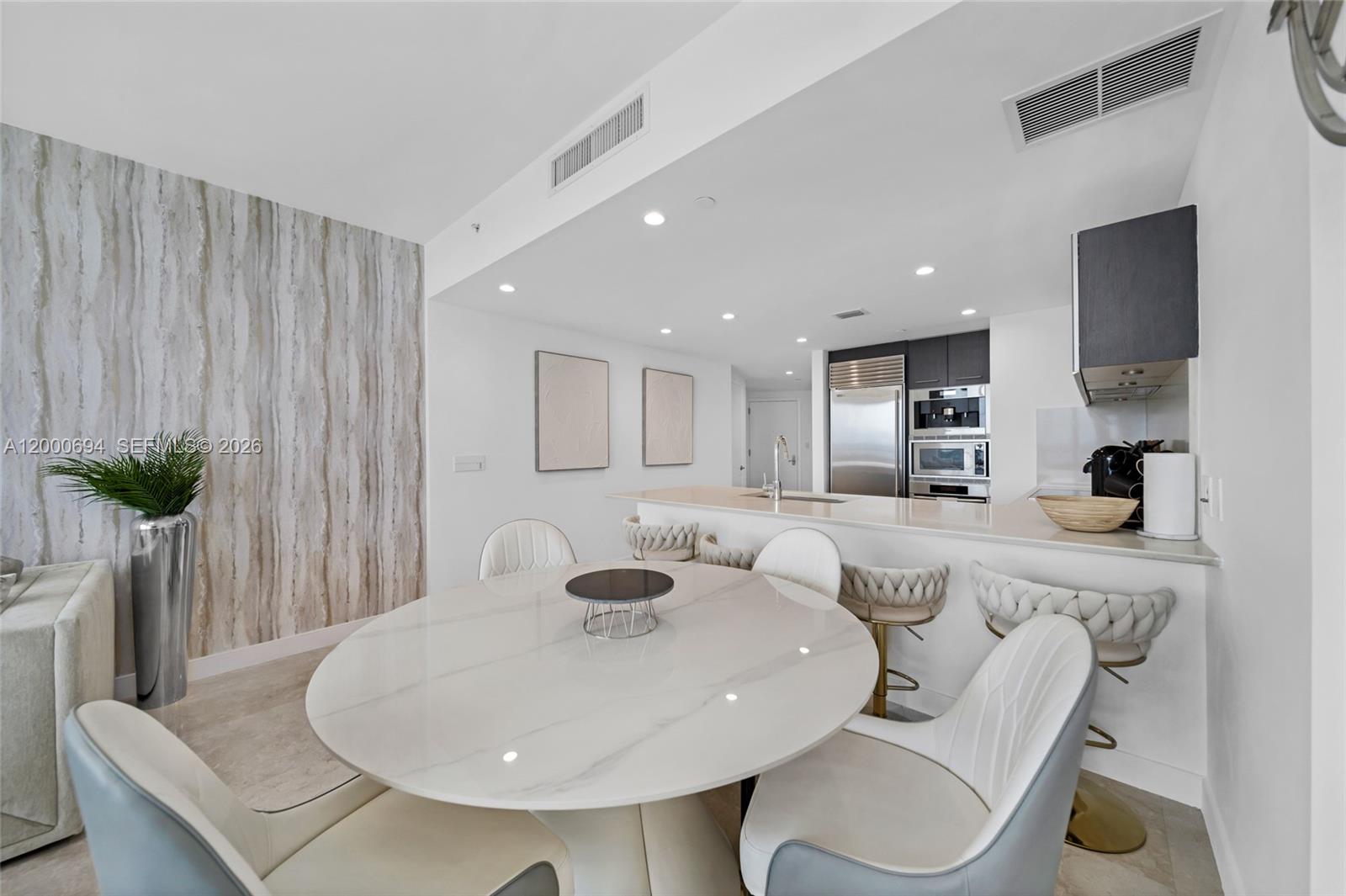 17001 Collins Ave # 1807