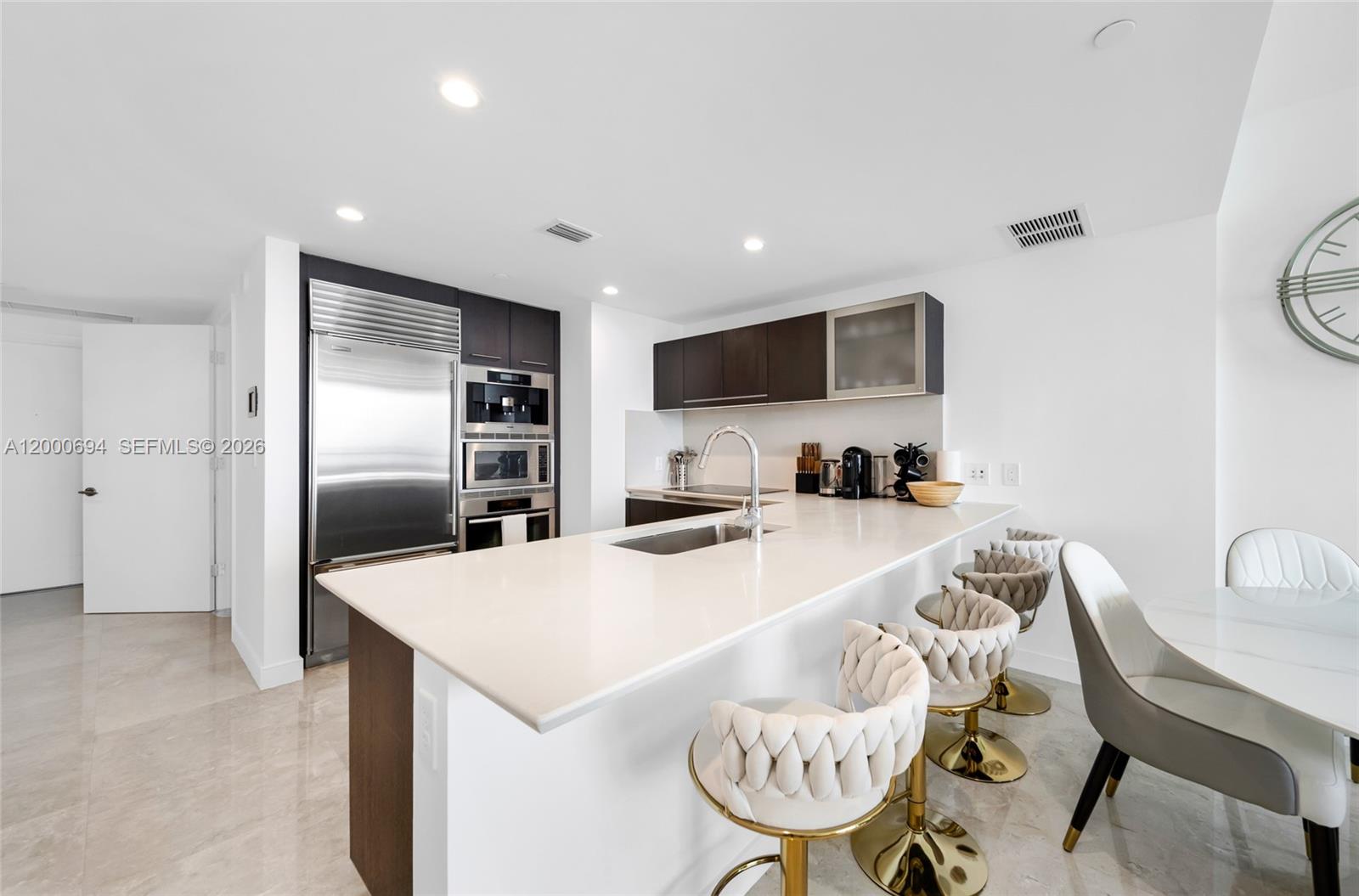 17001 Collins Ave # 1807