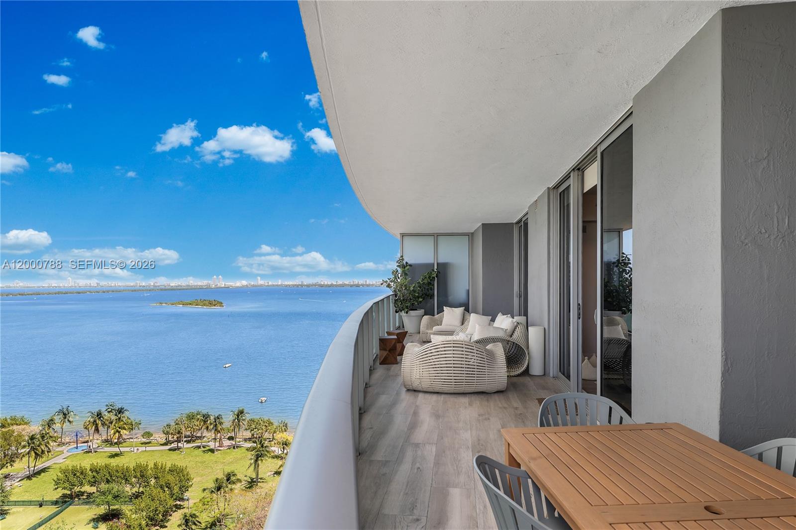 488 NE 18th St # 1711