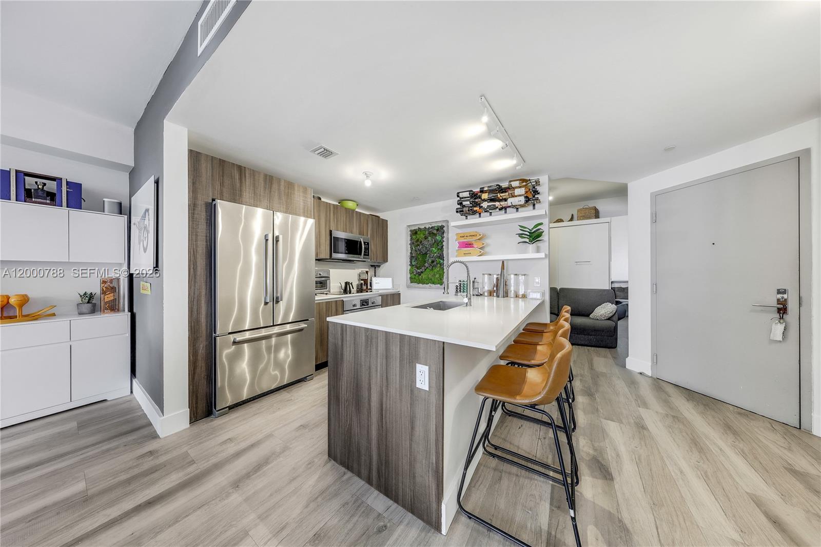 488 NE 18th St # 1711