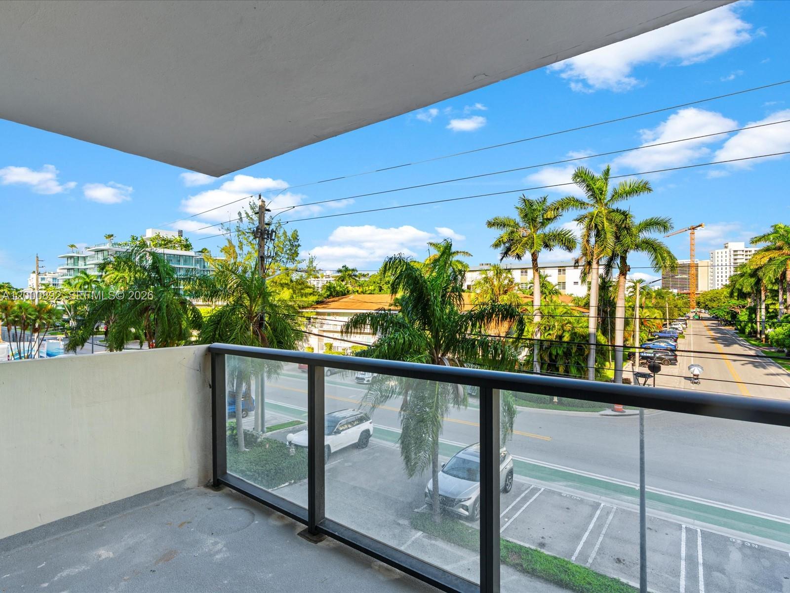 9800 W Bay Harbor Dr # 308