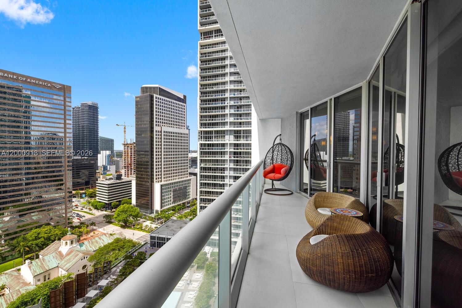 475 Brickell Ave # 2611