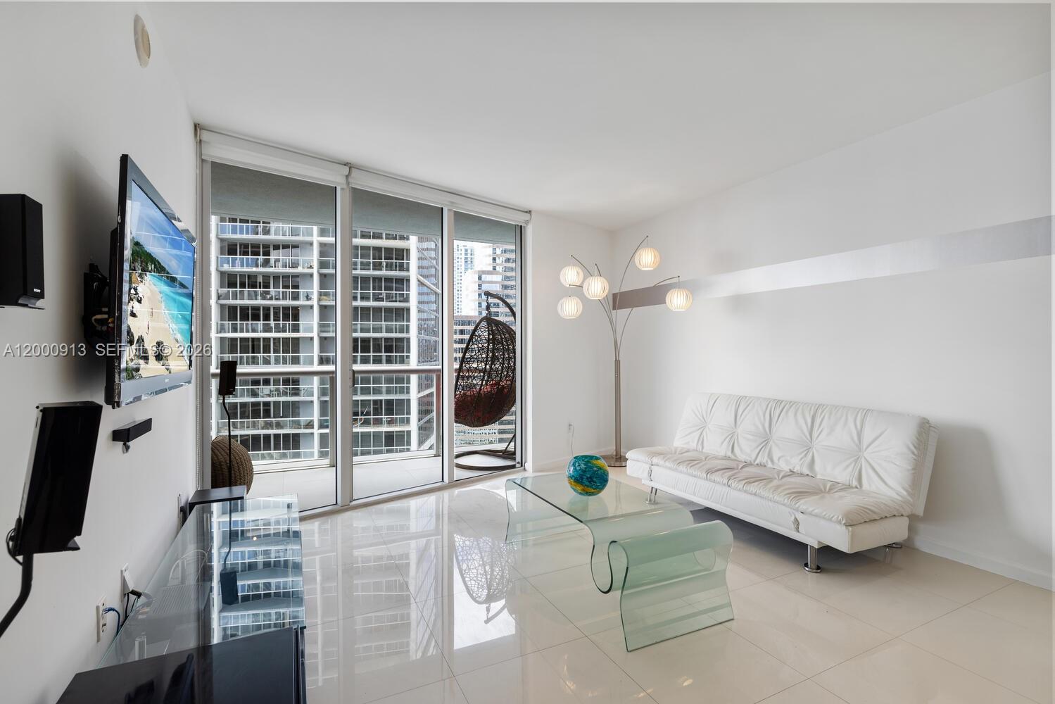 475 Brickell Ave # 2611
