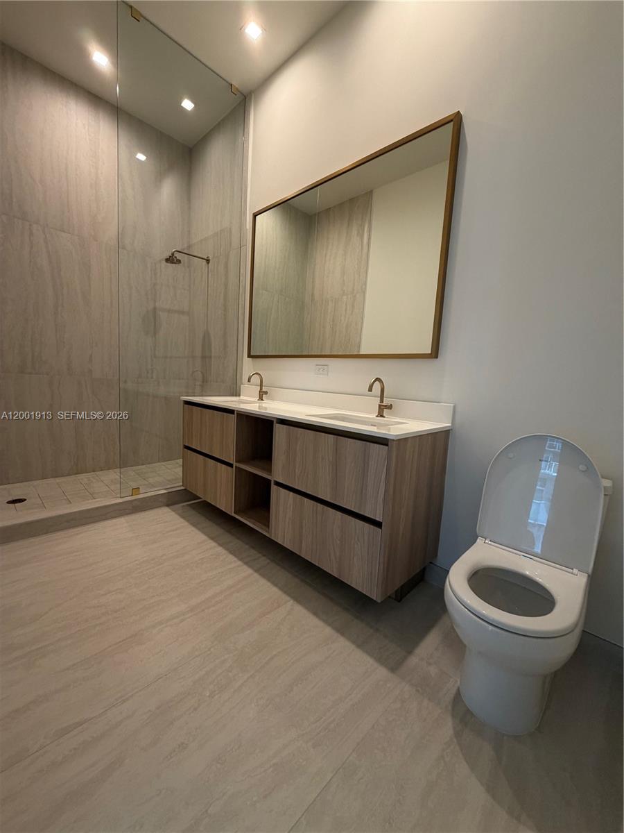 77 SE 5th Street # 1007