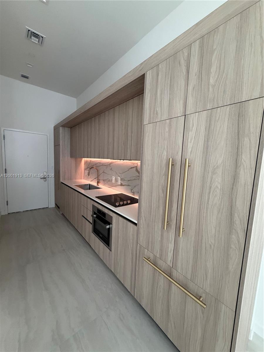 77 SE 5th Street # 1007