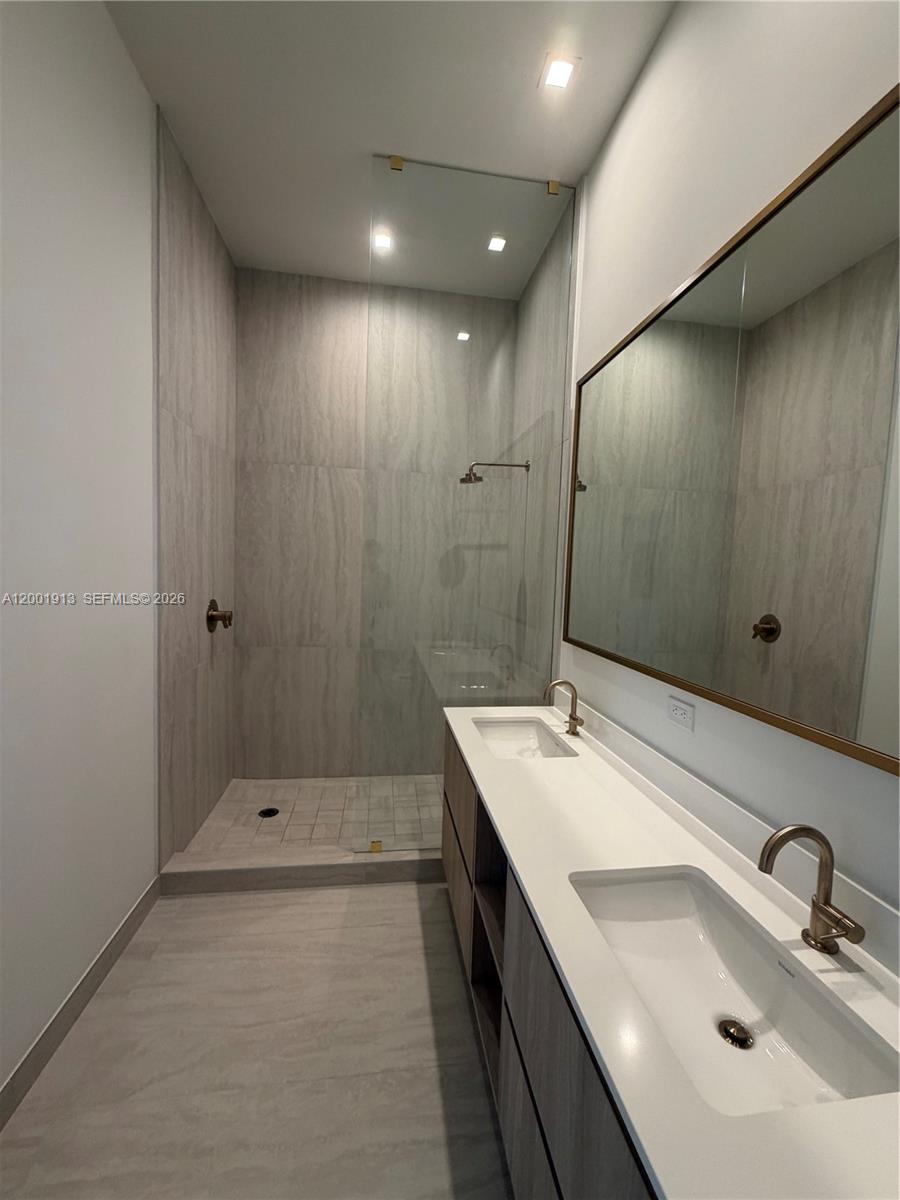 77 SE 5th Street # 1007