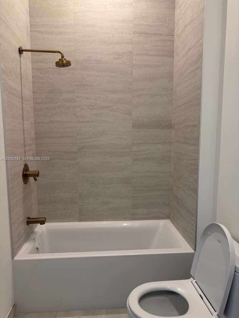 77 SE 5th street # 1101