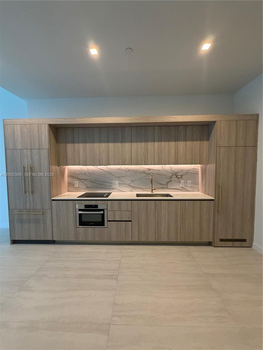 77 SE 5th Street # 1208