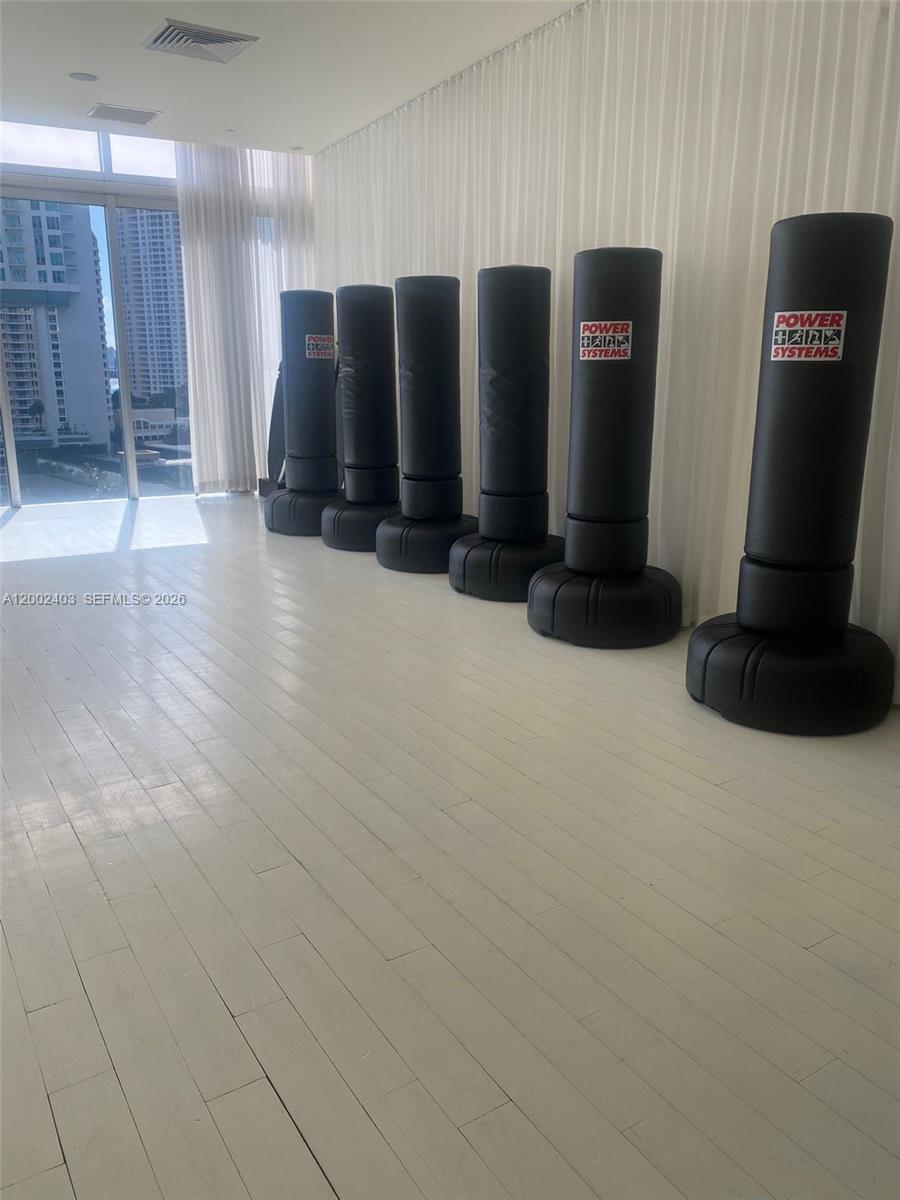 475 Brickell Ave # 5508