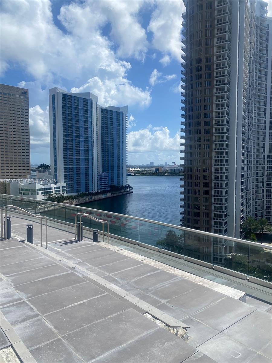 475 Brickell Ave # 5508