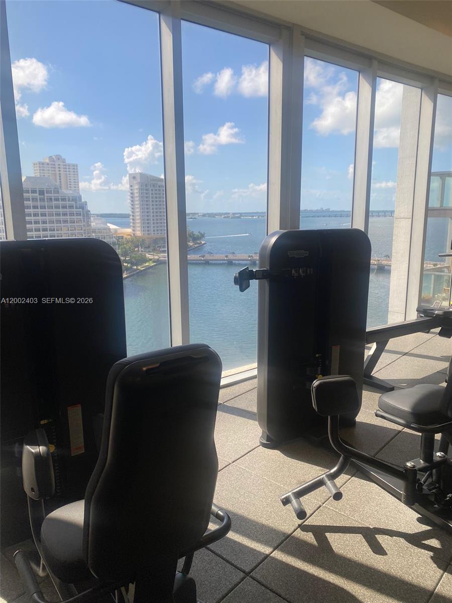 475 Brickell Ave # 5508