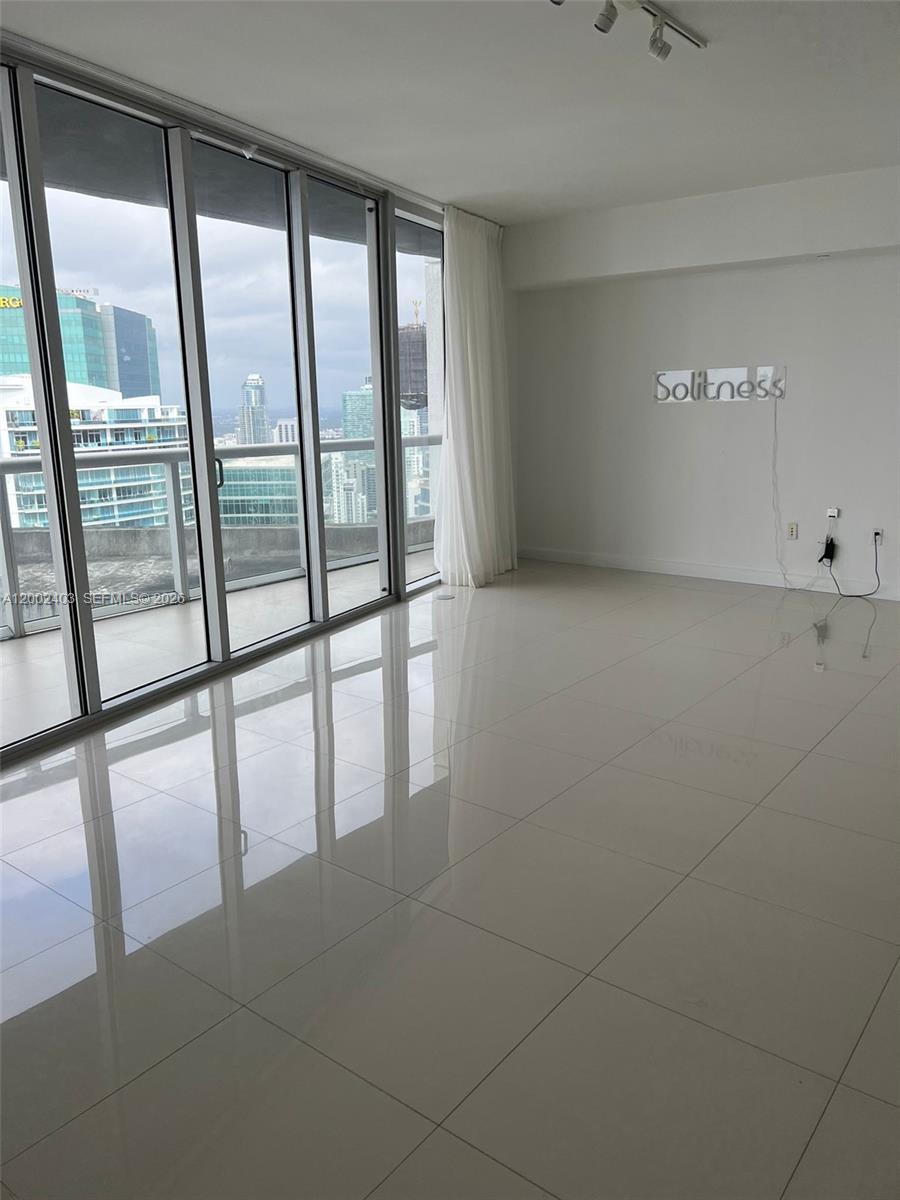 475 Brickell Ave # 5508