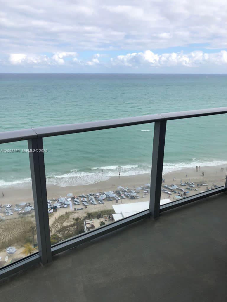 4111 S Ocean Dr # 1002