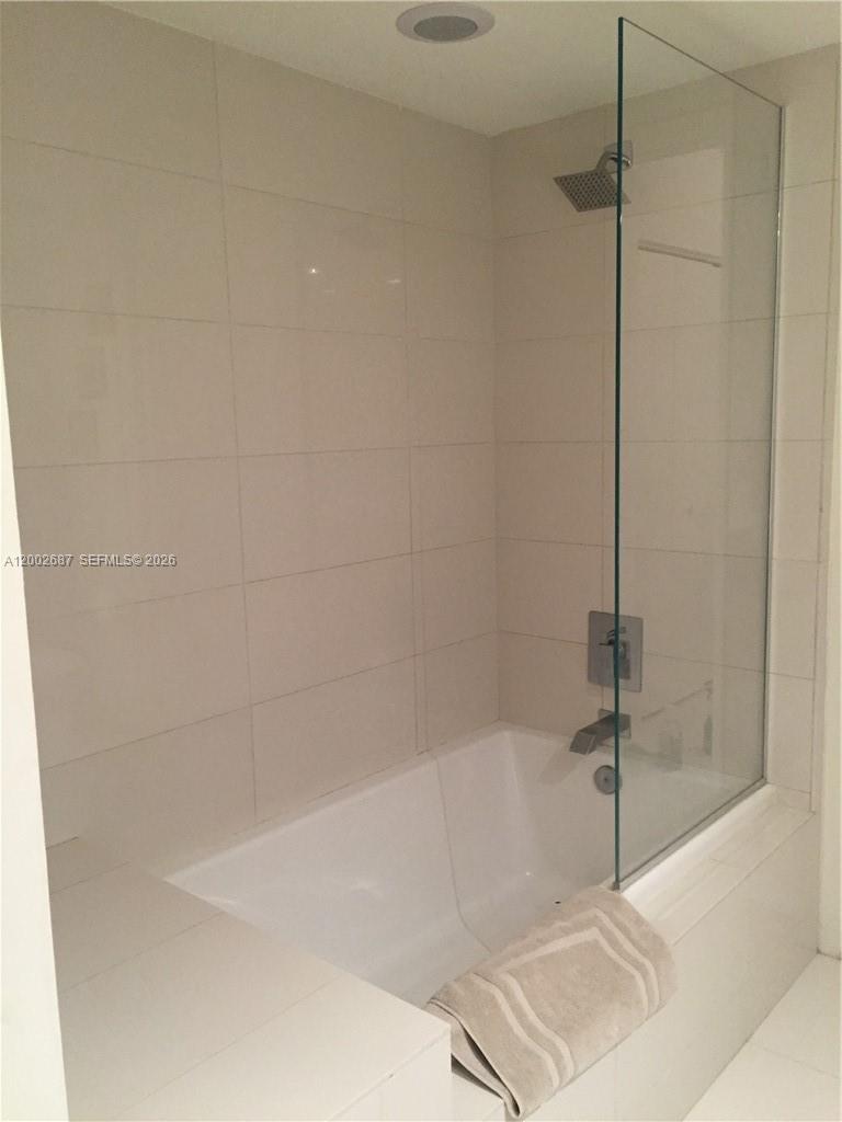 1100 S MIAMI AV Unit: 3303