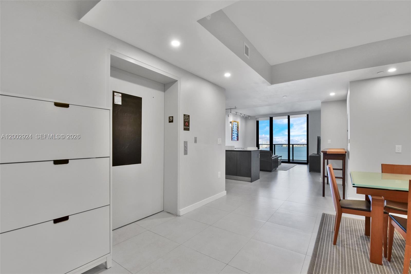 1010 Brickell Ave # 2902