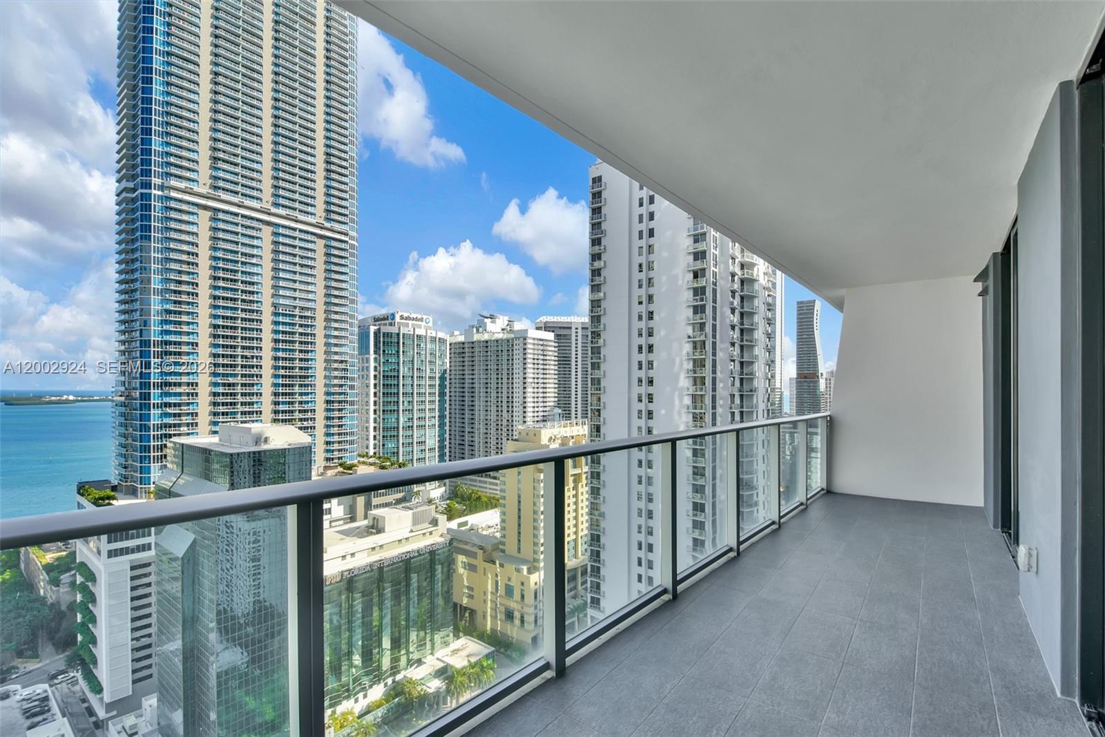 1010 Brickell Ave # 2902