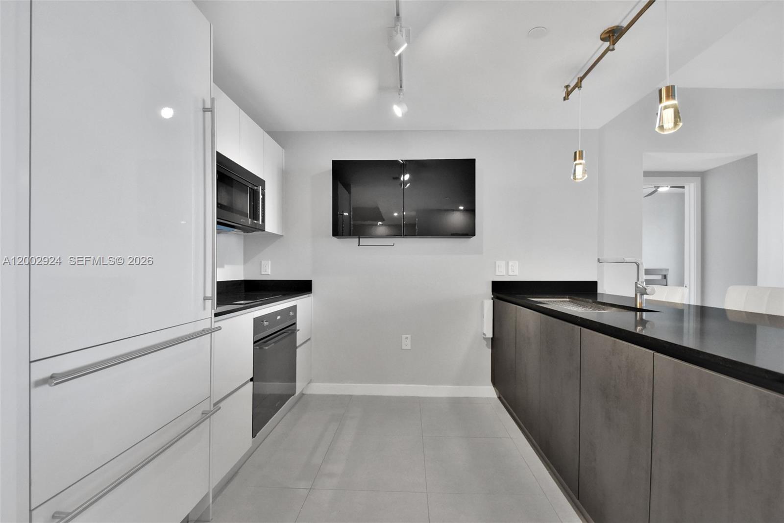 1010 Brickell Ave # 2902