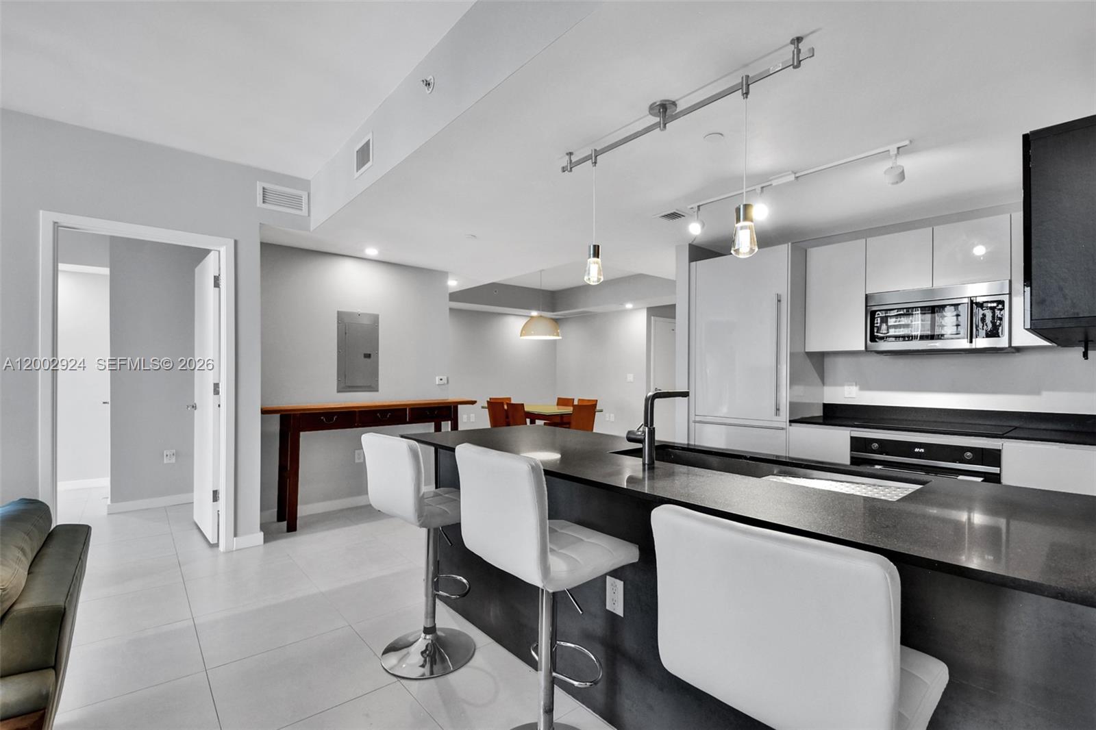 1010 Brickell Ave # 2902
