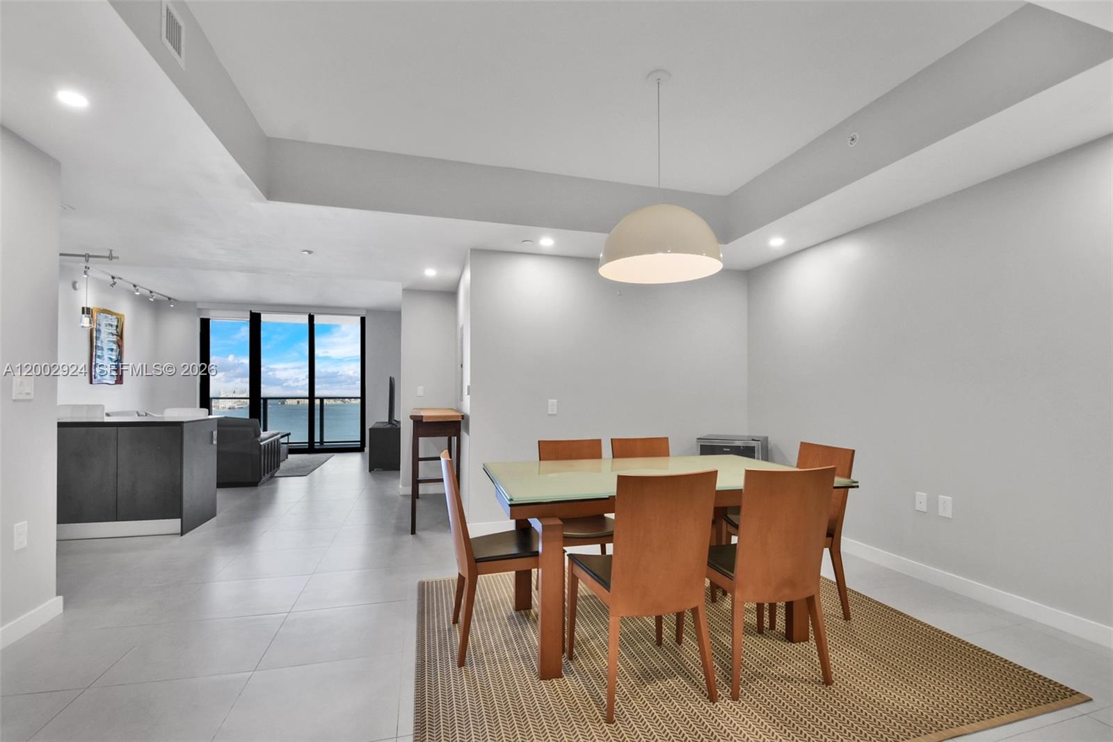 1010 Brickell Ave # 2902
