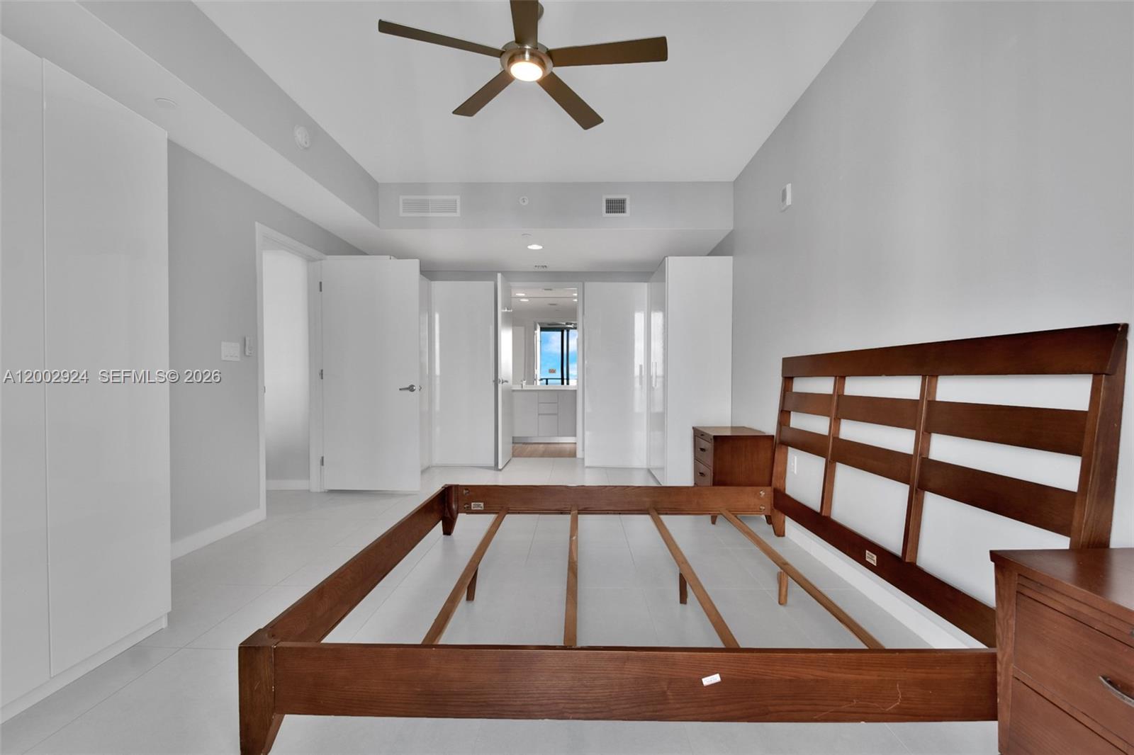 1010 Brickell Ave # 2902