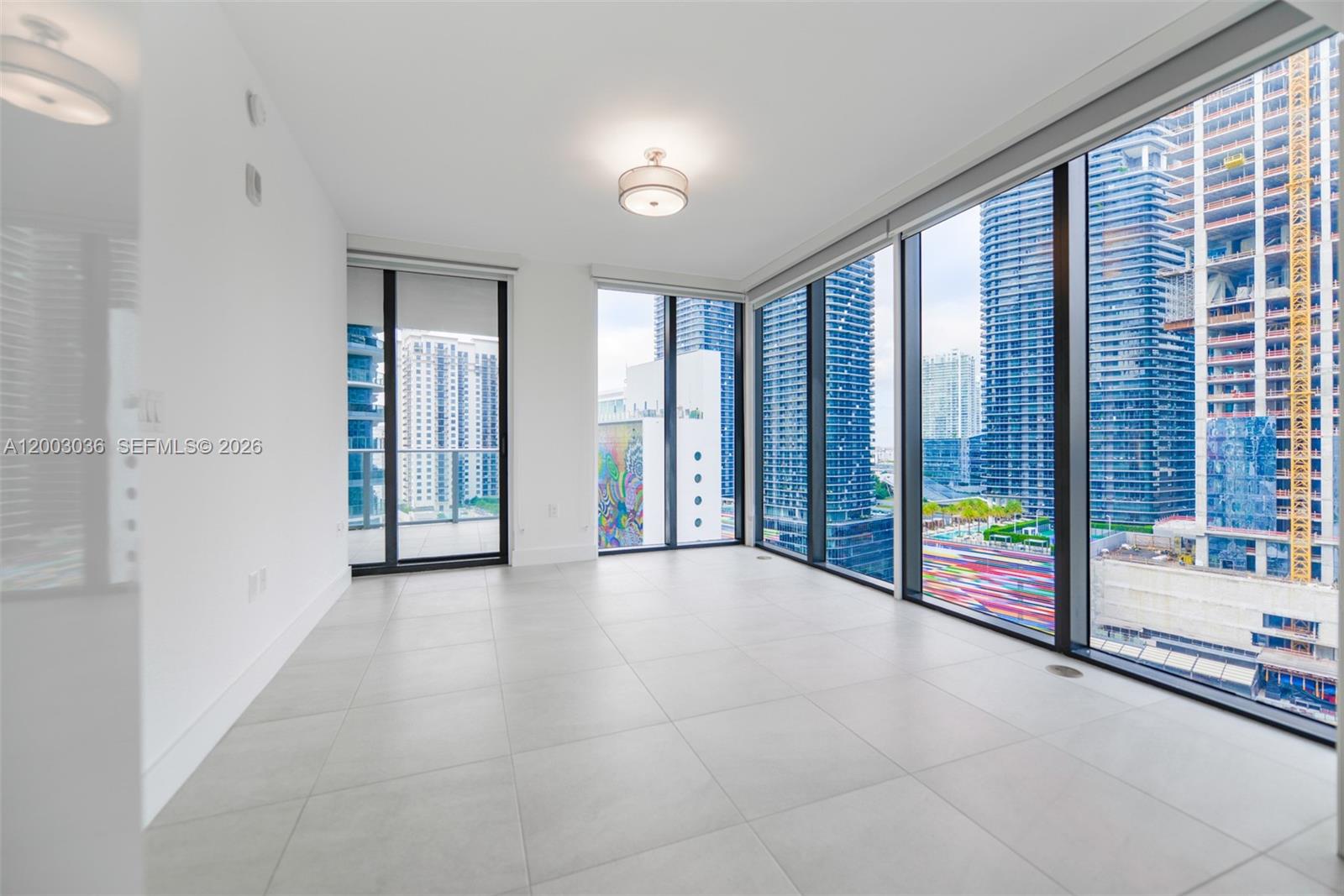 1010 Brickell Ave # 2911