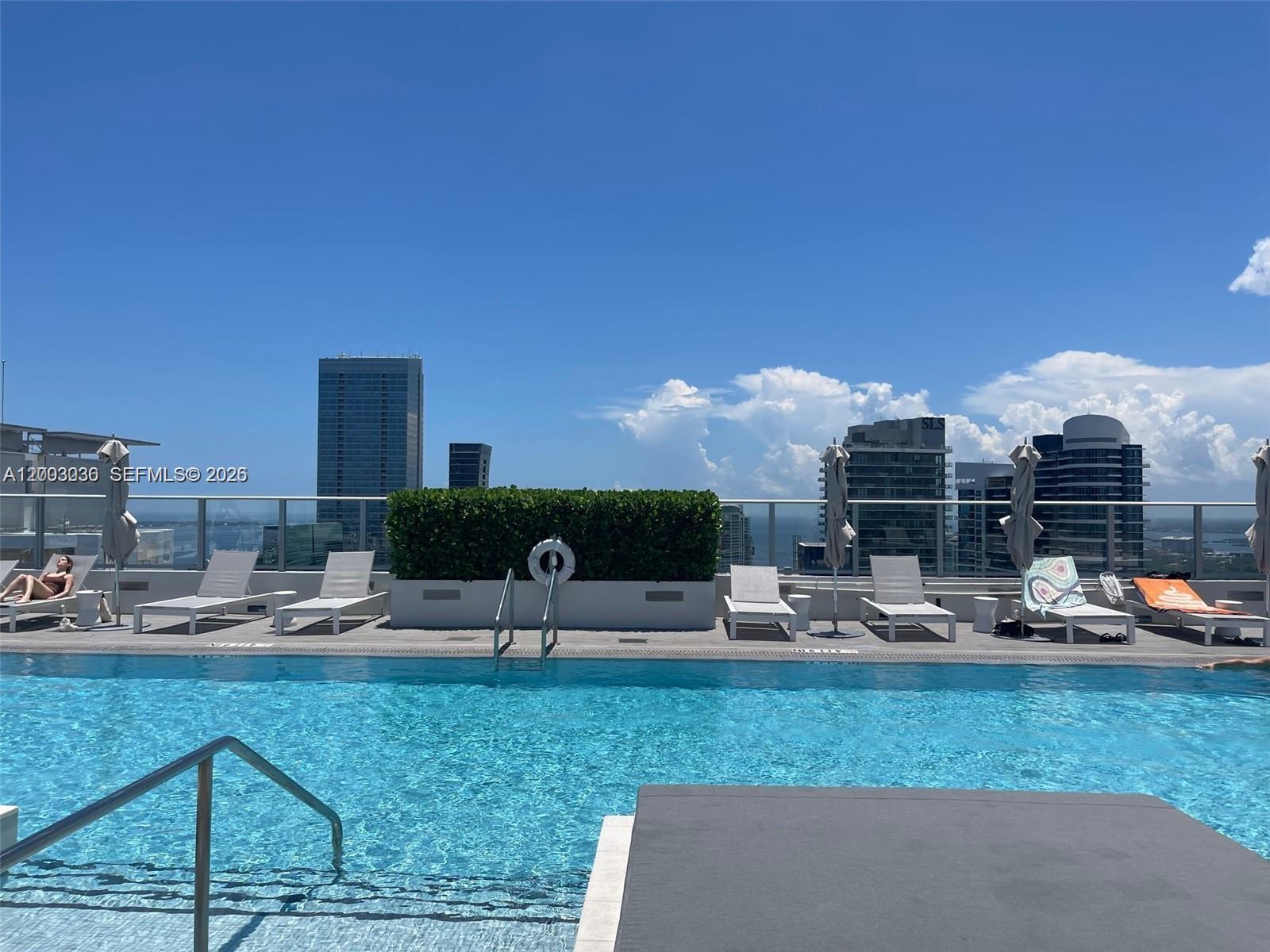 1010 Brickell Ave # 2911