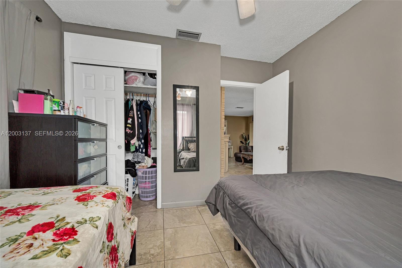 2630 Everglades Dr