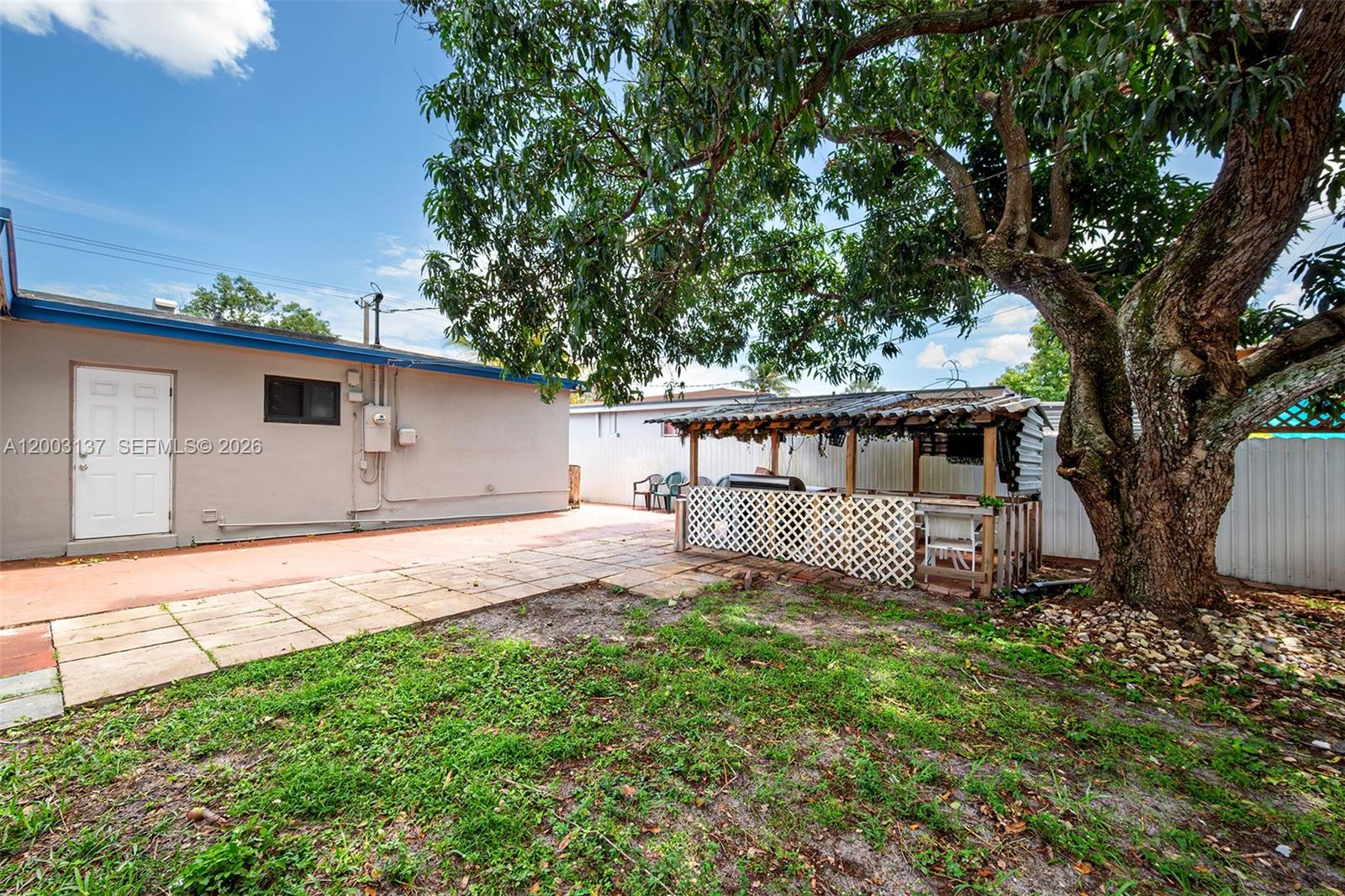 2630 Everglades Dr