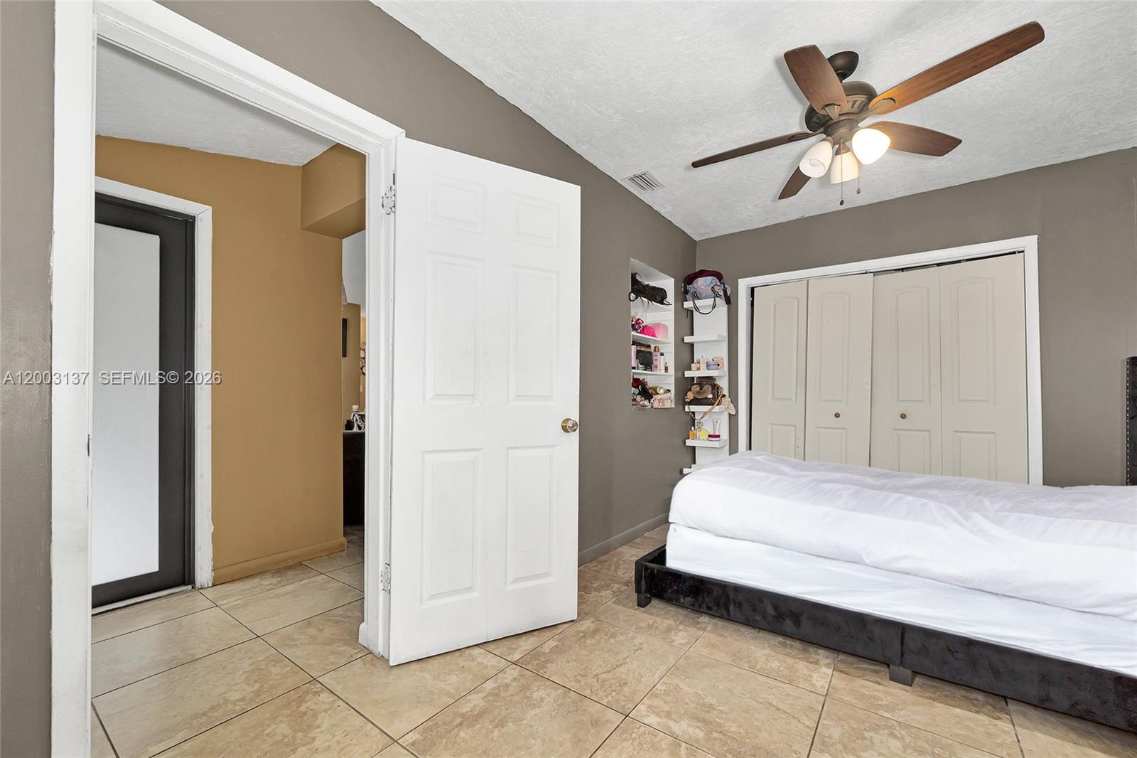 2630 Everglades Dr