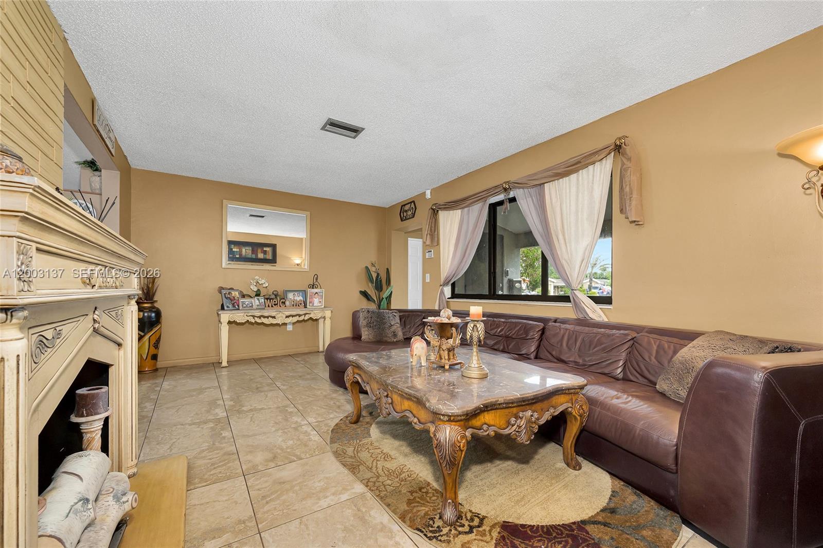 2630 Everglades Dr