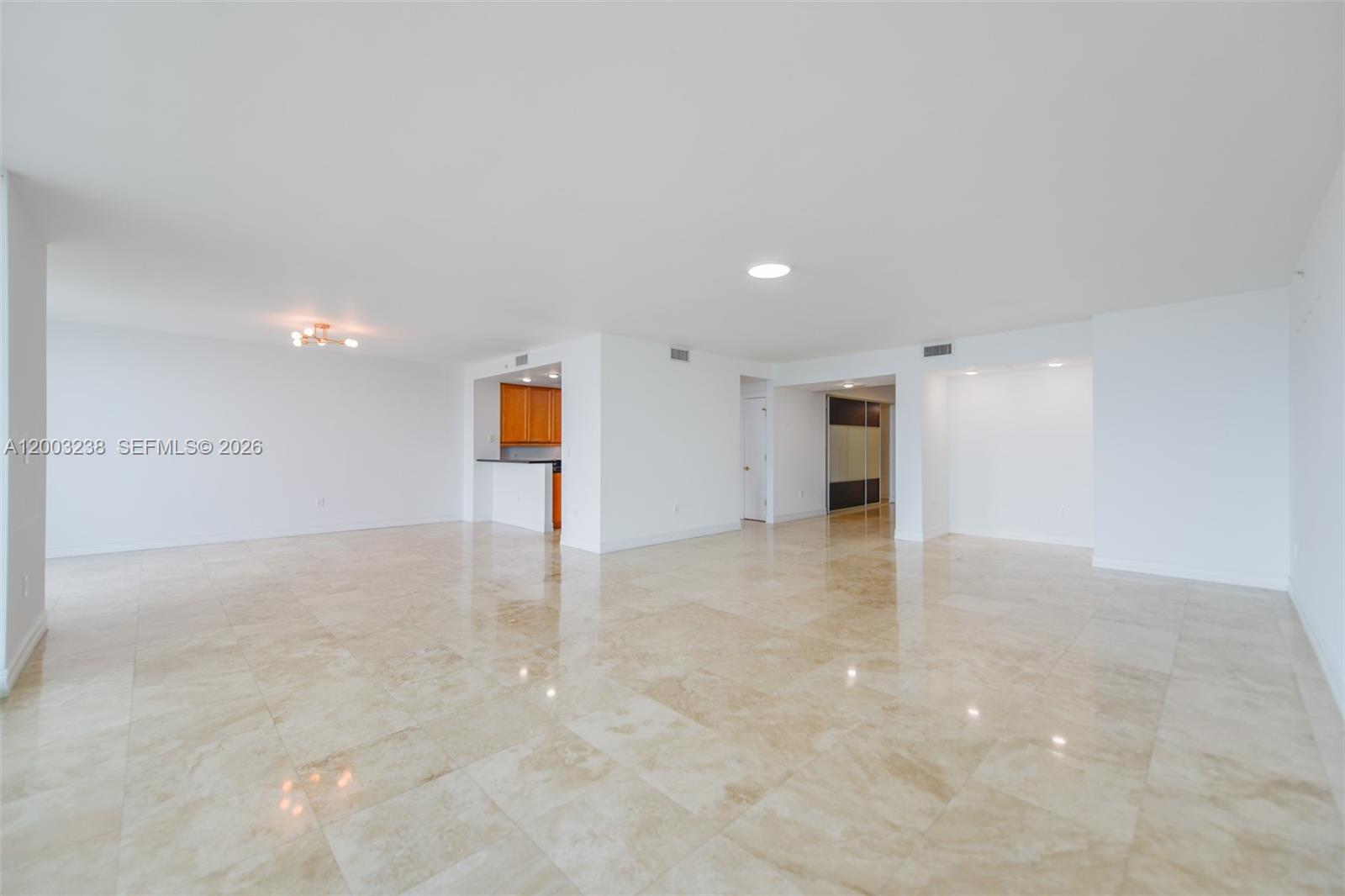 3201 NE 183rd St # 2502