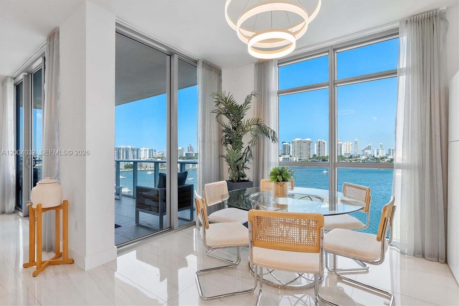 17301 Biscayne Blvd # 1010