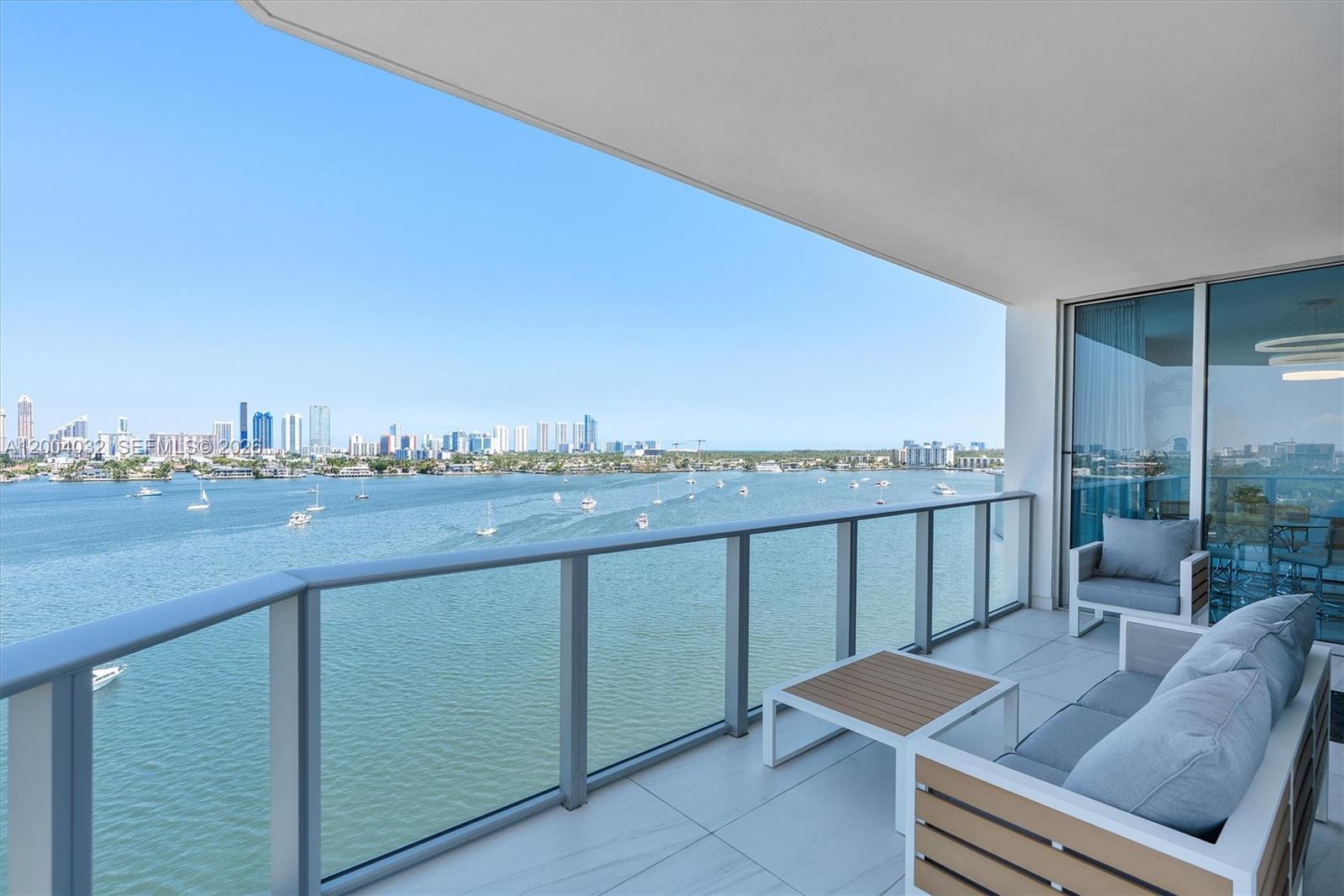 17301 Biscayne Blvd # 1010