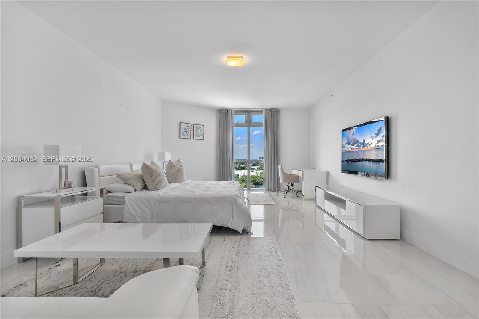 17301 Biscayne Blvd # 1010