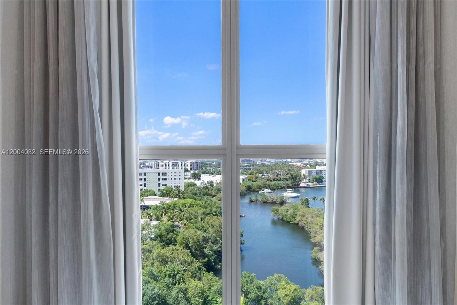 17301 Biscayne Blvd # 1010