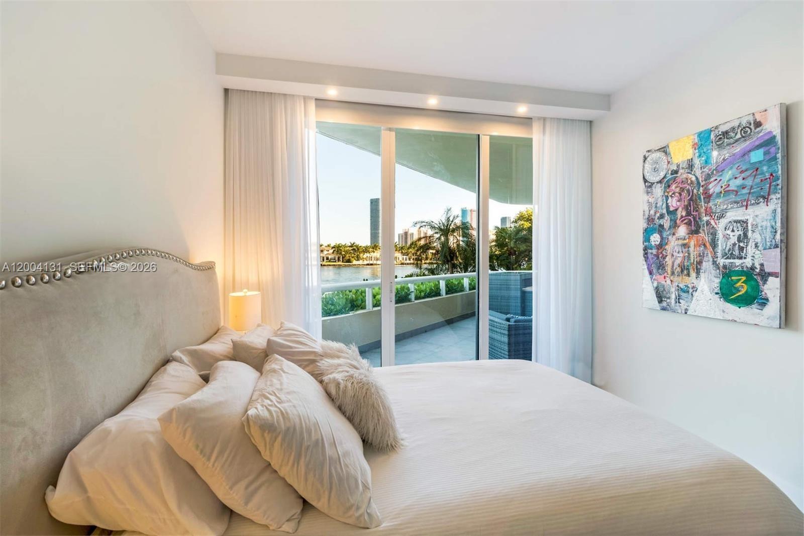 20191 E Country Club Dr Unit: TH7