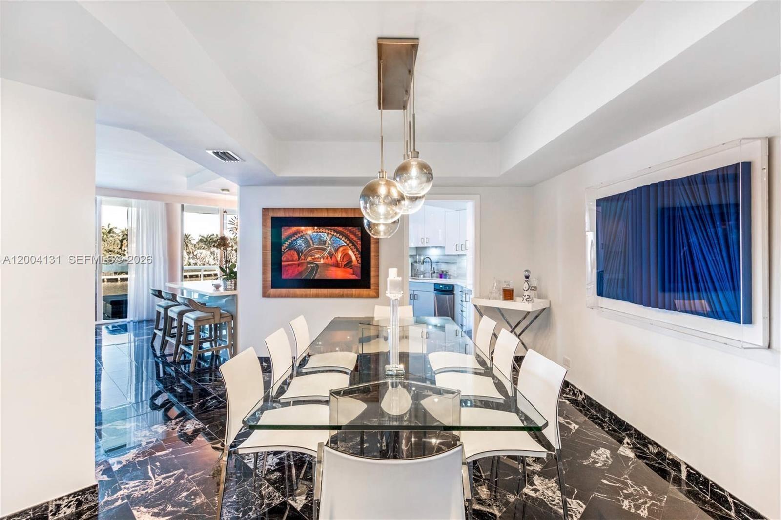 20191 E Country Club Dr Unit: TH7