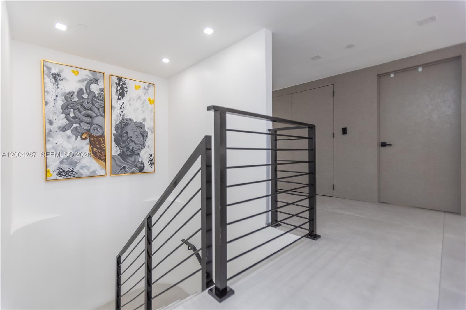 20191 E Country Club Dr Unit: TH9