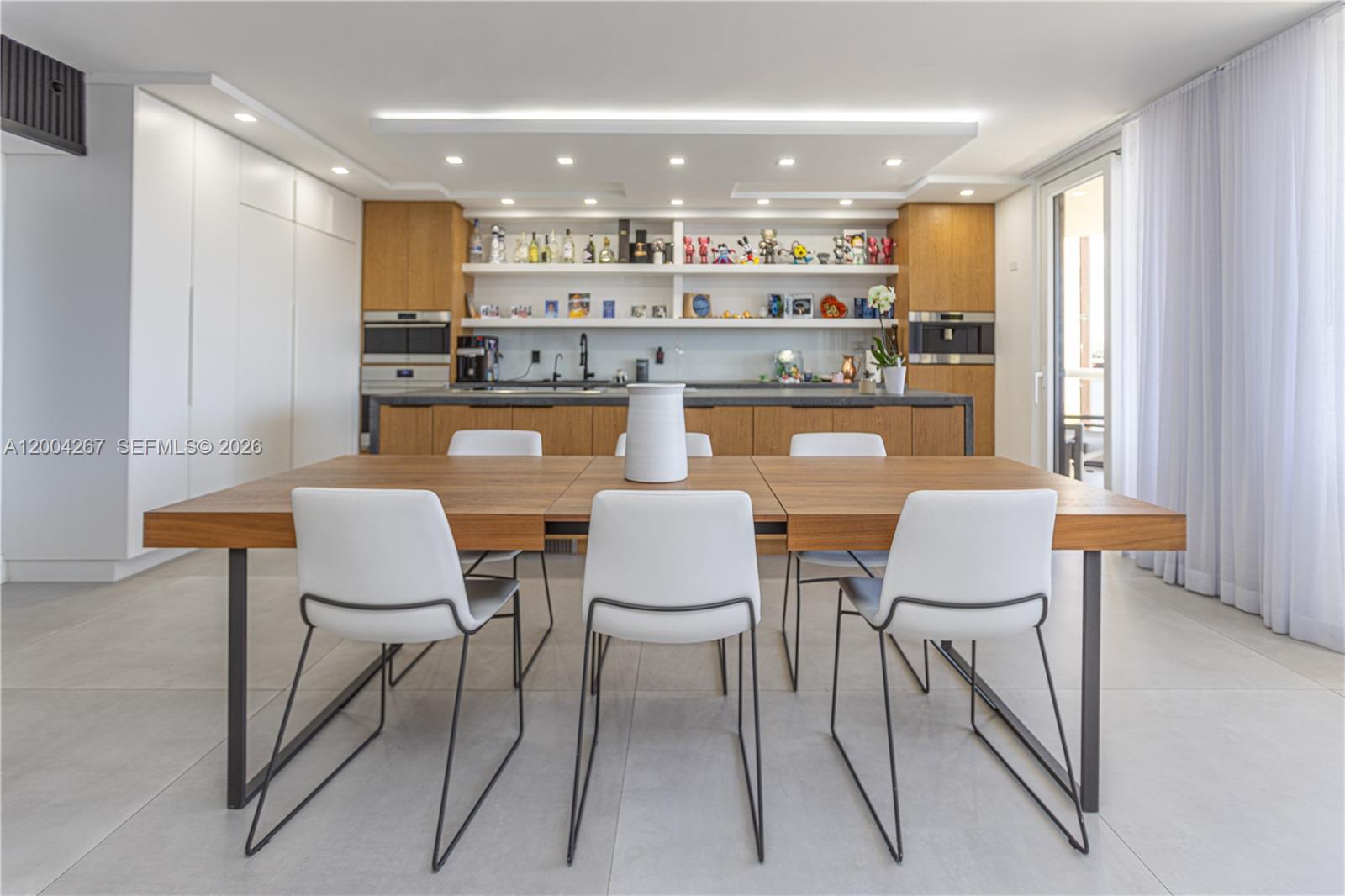20191 E Country Club Dr Unit: TH9