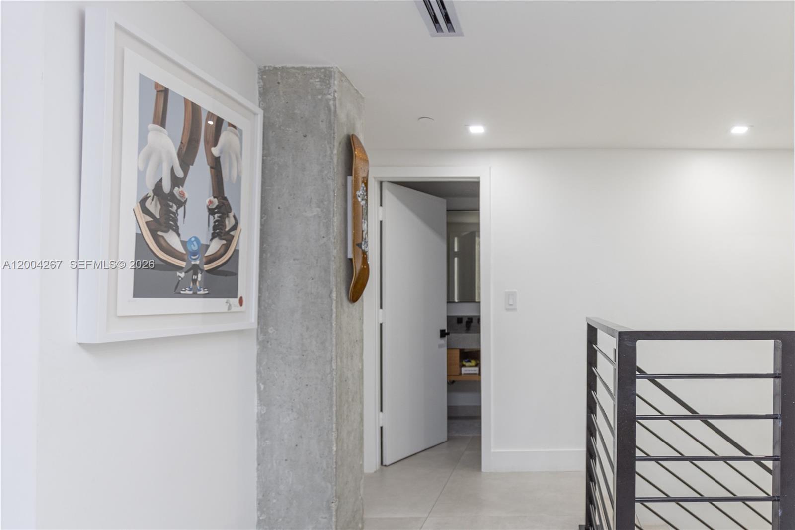 20191 E Country Club Dr Unit: TH9