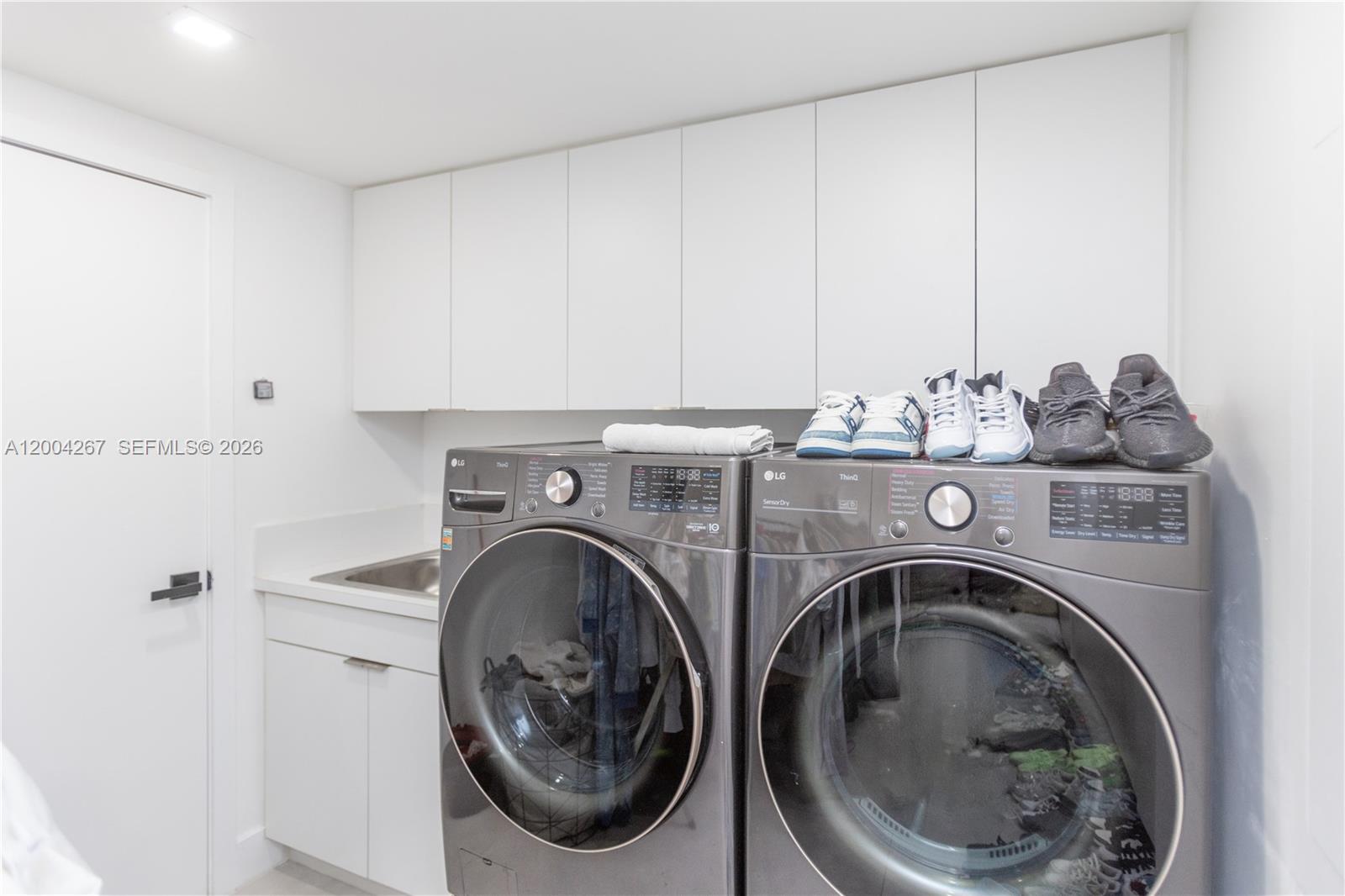 20191 E Country Club Dr Unit: TH9