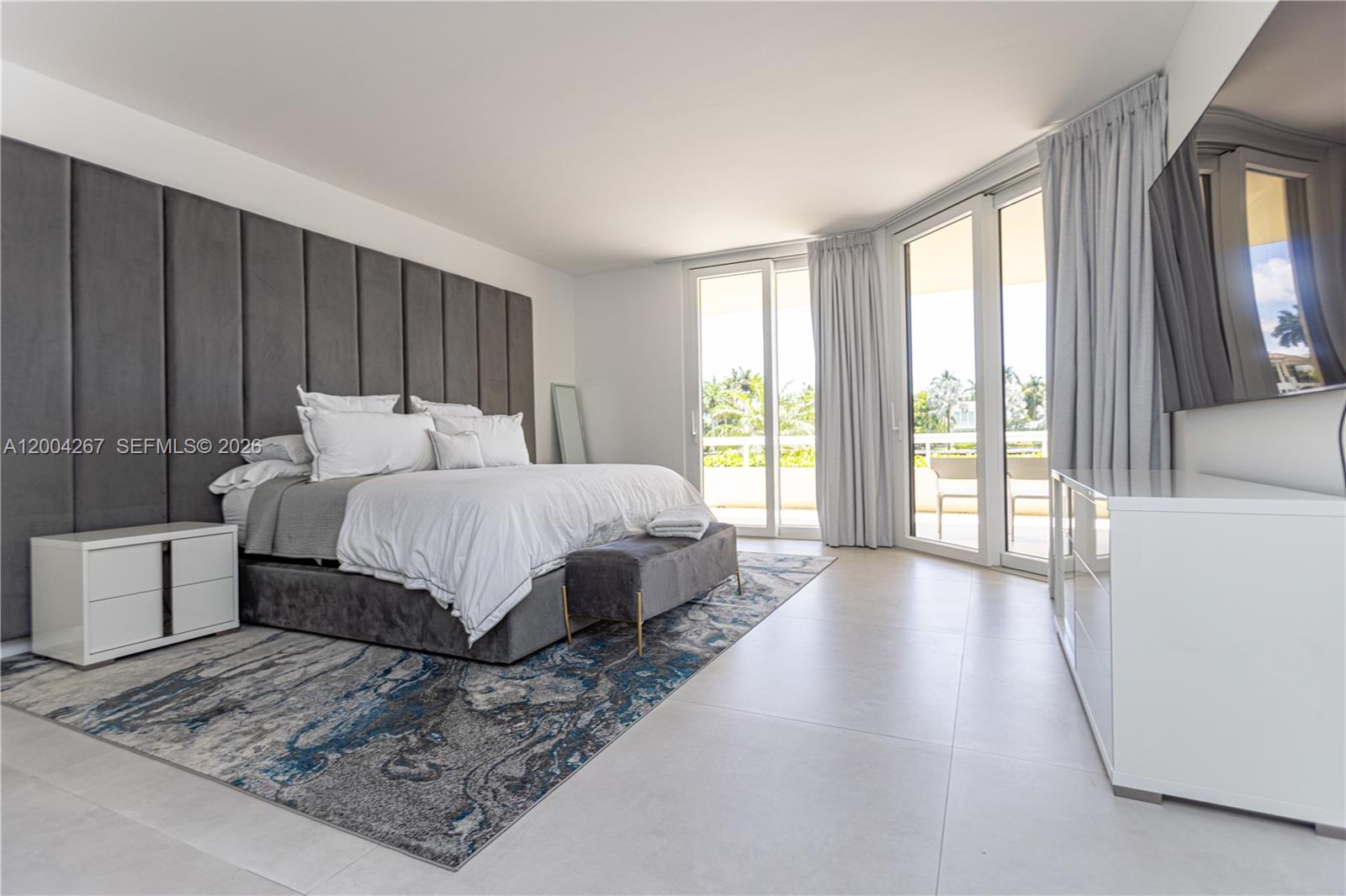 20191 E Country Club Dr Unit: TH9