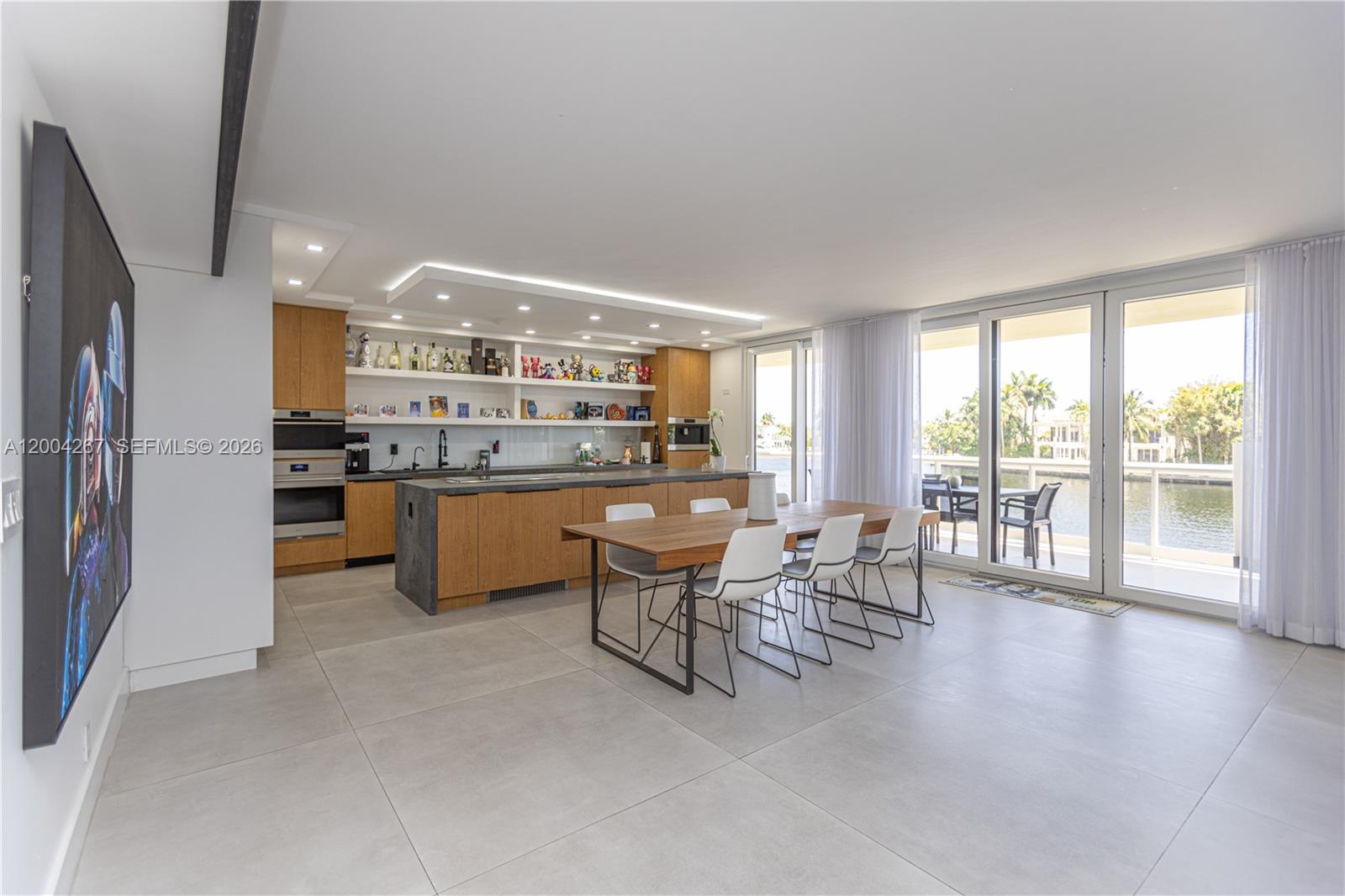 20191 E Country Club Dr Unit: TH9