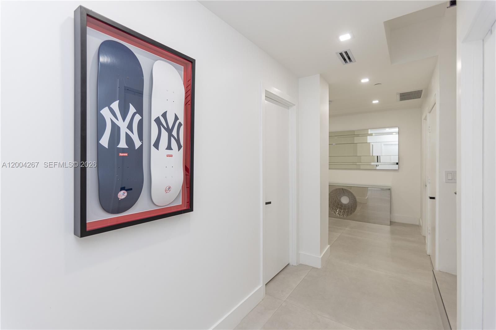 20191 E Country Club Dr Unit: TH9