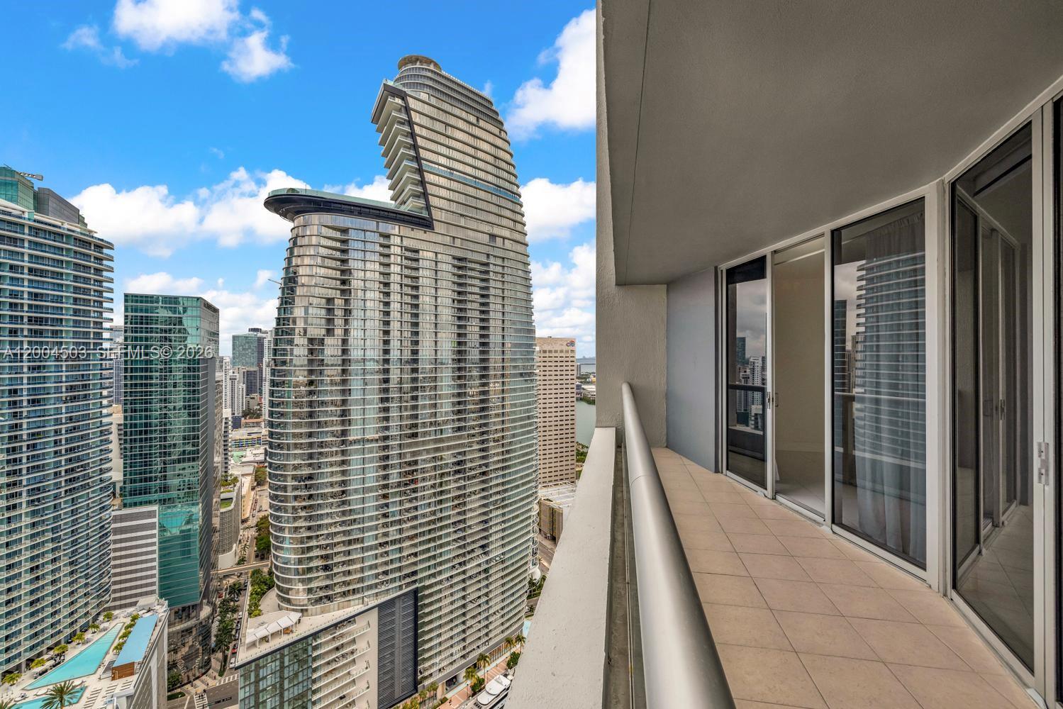 465 Brickell Ave # 4206