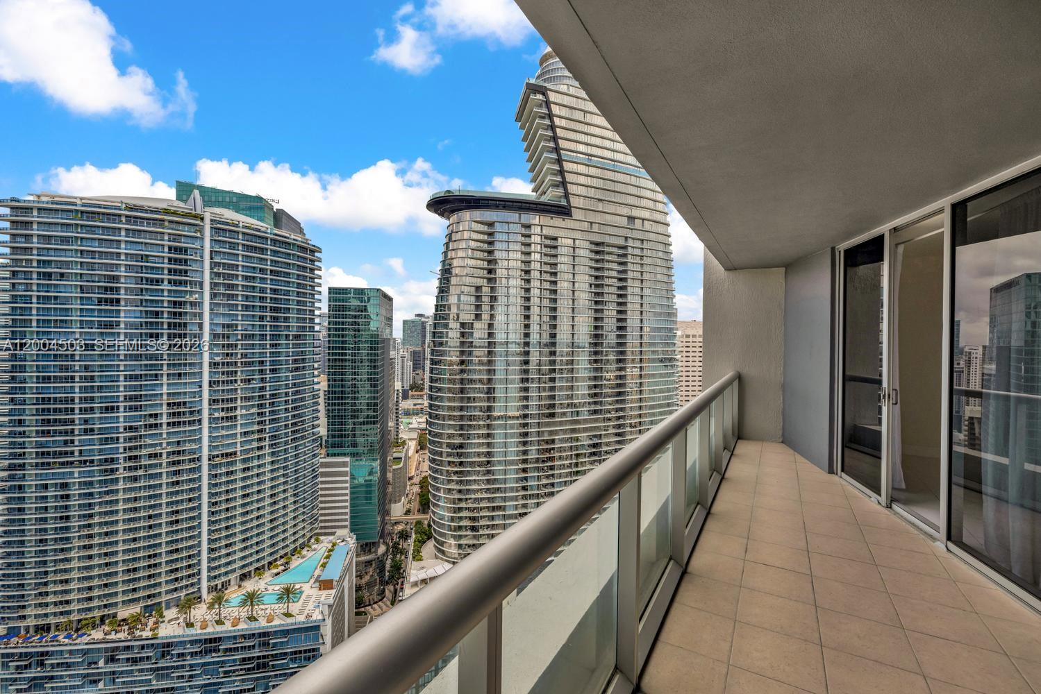 465 Brickell Ave # 4206