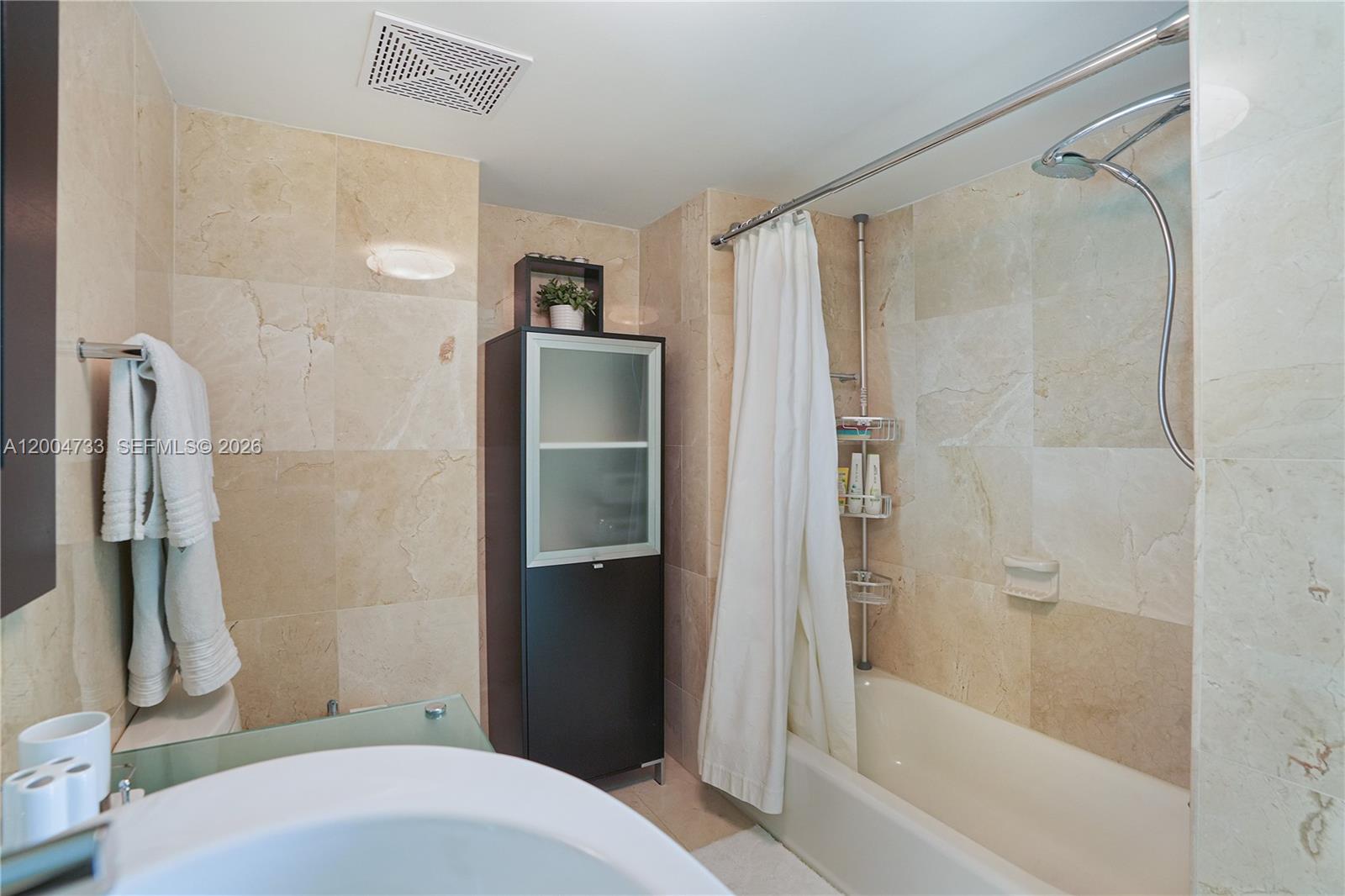 2101 Brickell Ave # 1812