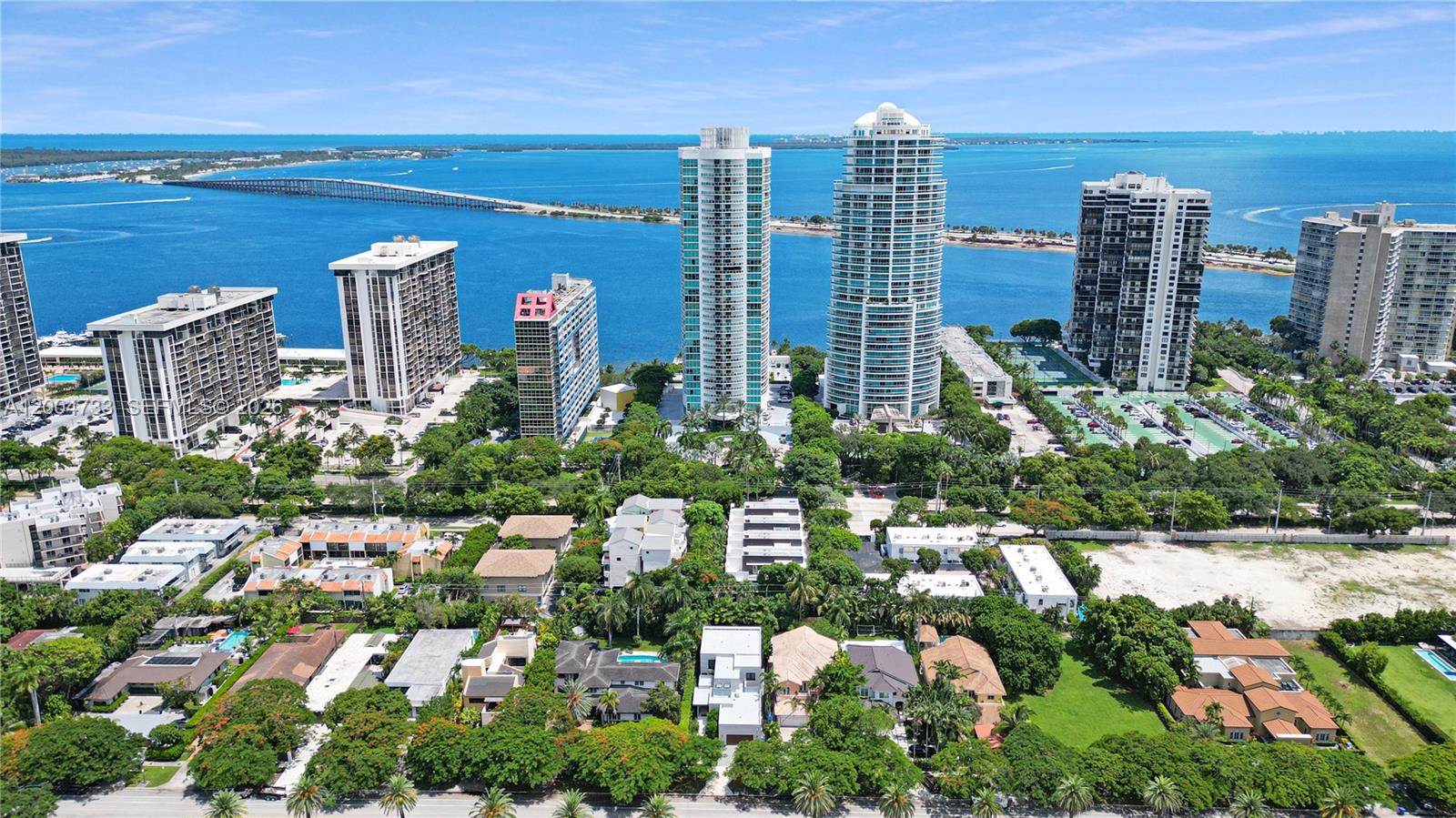 2101 Brickell Ave # 1812